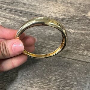 Gold Tone Chunky Hinged Bangle Bracelet Bold Statement Cuff Polished